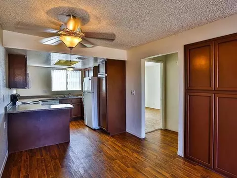 5001 El Parque Ave, Las Vegas, NV 89146