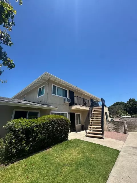 1636 Coriander Dr, Costa Mesa, CA 92626