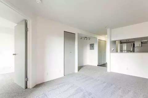 601 S Washington St, Seattle, WA 98104
