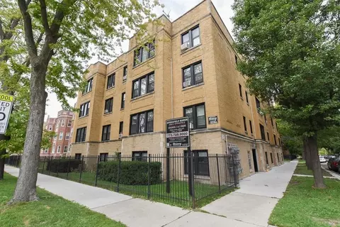 3902 W Argyle St #3A, Chicago, IL 60625