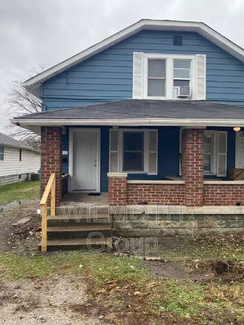 4305 Rockville Rd, Indianapolis, IN 46222