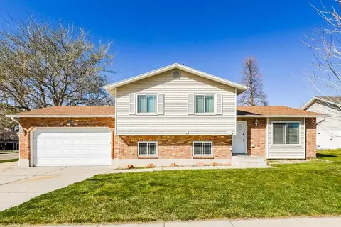 3324 Ws, Roy, UT 84067