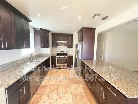 11155 Pomelo Dr, Desert Hot Springs, CA 92240