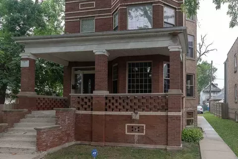 2537 N Kildare Ave #2, Chicago, IL 60639