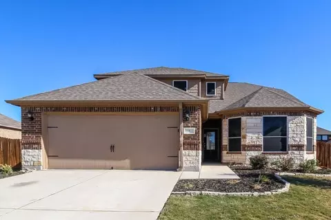 8 Heron Dr, Sanger, TX 76266