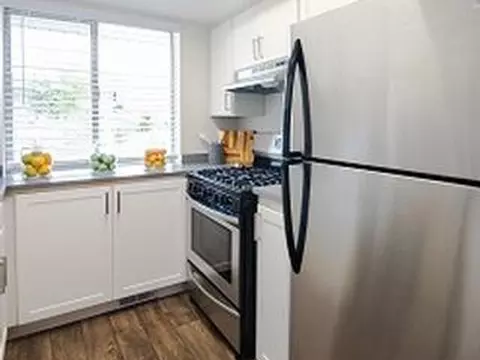 335 Woodlake Dr, Millcreek, UT 84107