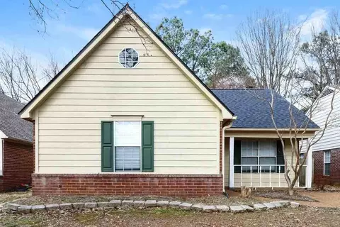 7924 Annes Cir, Cordova, TN 38018