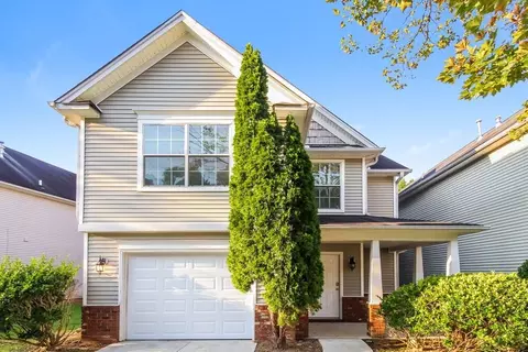 740 Shadow Lake Dr, Lithonia, GA 30058