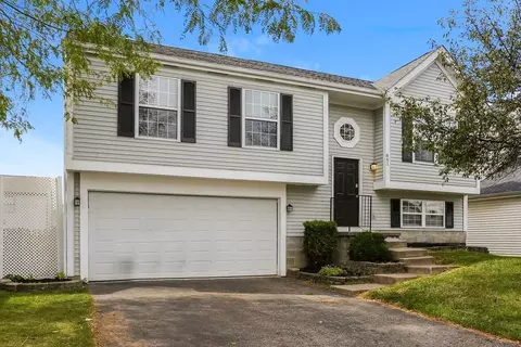 861 Hurlock Ln, Galloway, OH 43119