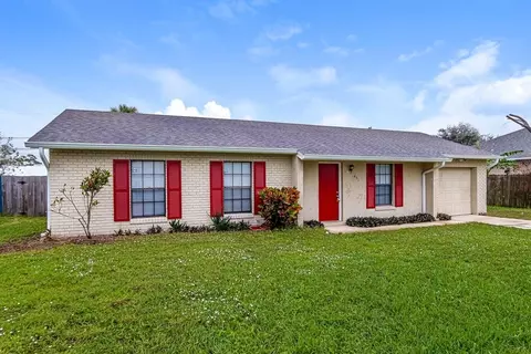 431 Veronica Ave NE, Palm Bay, FL 32907