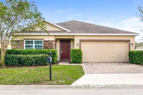 346 Vitoria Rd, Davenport, FL 33837