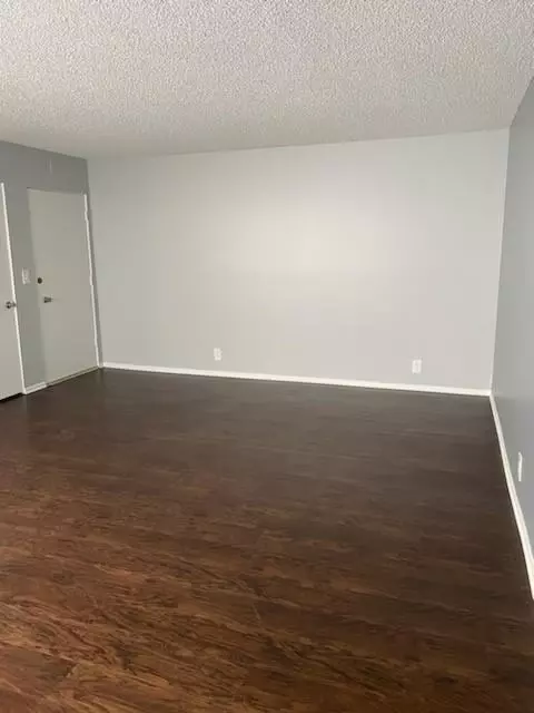 4176 Arch Dr, Los Angeles, CA 91604