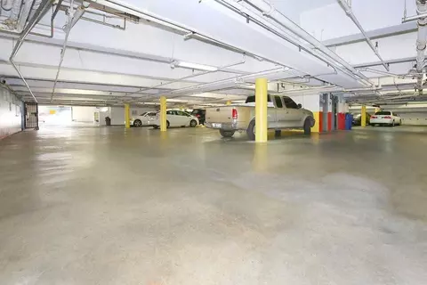 4176 Arch Dr, Los Angeles, CA 91604