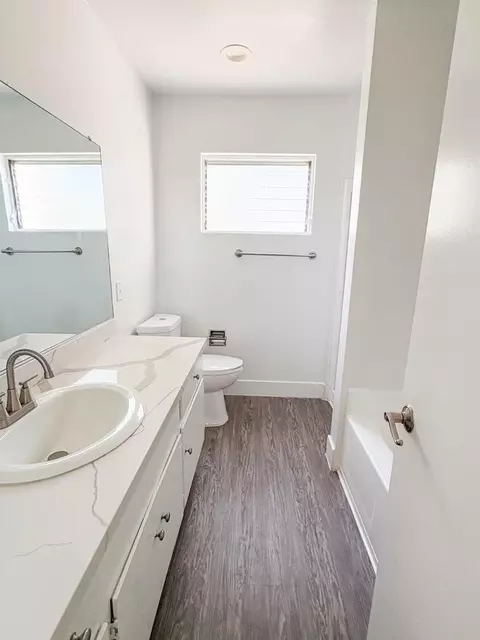 4176 Arch Dr, Los Angeles, CA 91604