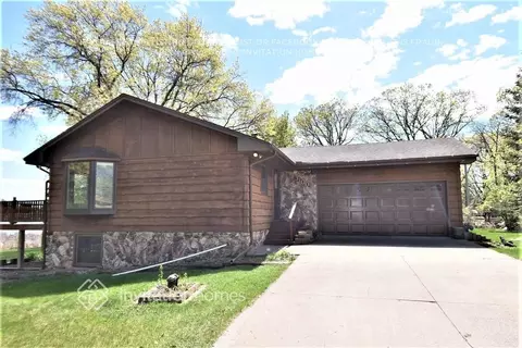 3100 129th Ln NW, Coon Rapids, MN 55448