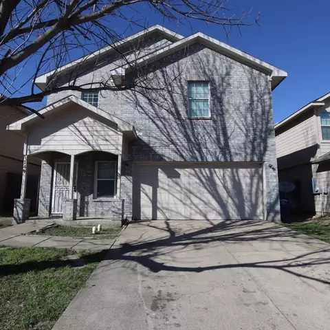 149 Cliff Heights Cir, Dallas, TX 75241