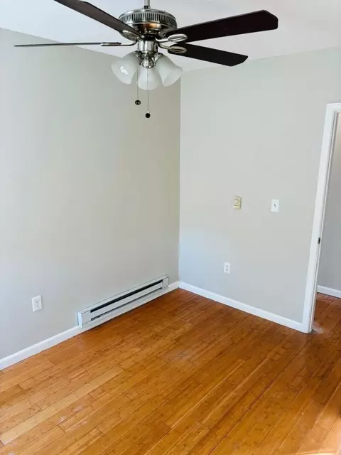 207 E Preston St, Baltimore, MD 21202 photo 2