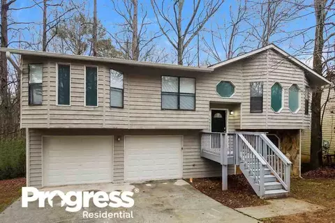2240 Lowtrail Ct, Lithonia, GA 30058