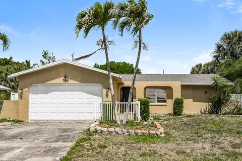 749 SW 5th Ter, Cape Coral, FL 33991