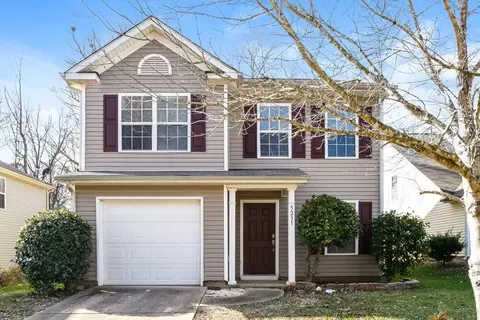 5231 Fernhill Dr, Charlotte, NC 28217