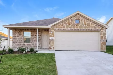 329 Ranchito Pass, Haslet, TX 76052