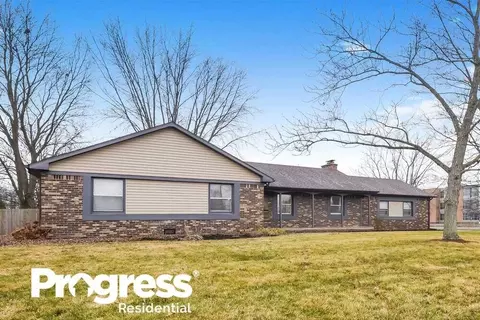 7701 Tanager Ln, Indianapolis, IN 46256