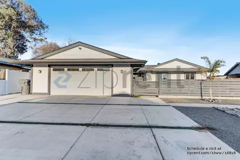 9711 Pebble Beach Dr, Santee, CA 92071