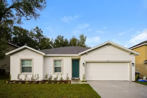 409 Bay Oak Ln, Lady Lake, FL 32159