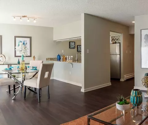 4982 S Ulster St, Denver, CO 80237