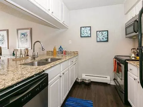 4982 S Ulster St, Denver, CO 80237