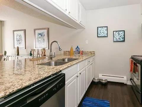 4982 S Ulster St, Denver, CO 80237
