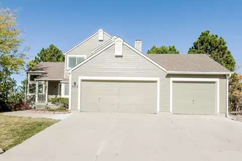 7918 Berkshire Ln, Castle Pines, CO 80108