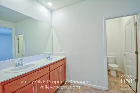 933 Tipton Ln, Patterson, CA 95363 photo 38