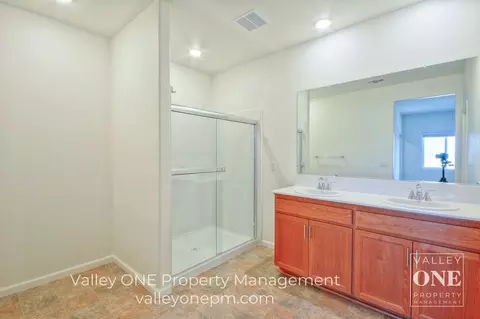 933 Tipton Ln, Patterson, CA 95363 photo 36