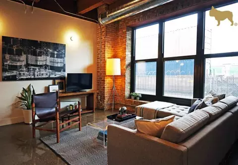 1435 W 15th St #2-2, Chicago, IL 60608