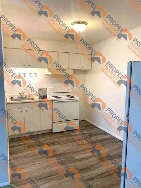 33402 Michigan Ave, Wayne, MI 48184 photo 4