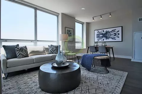 801 S Financial Pl #3-3, Chicago, IL 60605