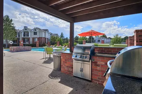 6857 S Homestead Pkwy, Centennial, CO 80112