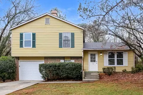 5181 Galbraith Cir, Stone Mountain, GA 30088