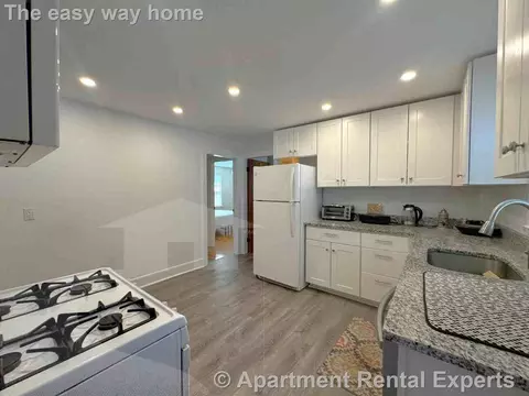 15 Grove St, Belmont, MA 02478