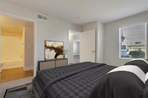1349 W Horizon Ridge Pkwy, Henderson, NV 89012