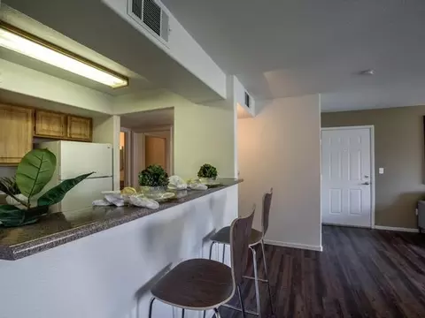 1349 W Horizon Ridge Pkwy, Henderson, NV 89012