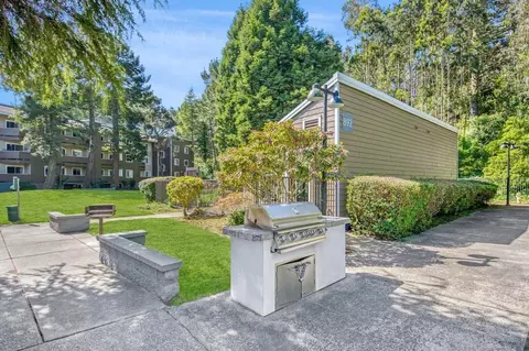 862 Campus Dr, Daly City, CA 94015