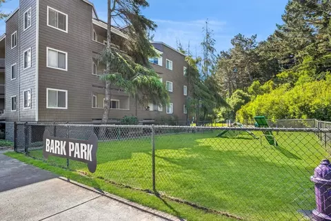 862 Campus Dr, Daly City, CA 94015