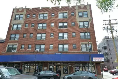 739 W Belmont Ave #117, Chicago, IL 60657