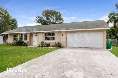 524 SW Buswell Ave, Port Saint Lucie, FL 34983