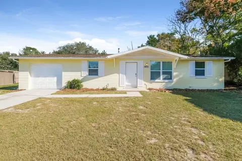 9499 Hayes St, Spring Hill, FL 34608