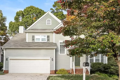 7825 Harps Mill Woods Run, Raleigh, NC 27615