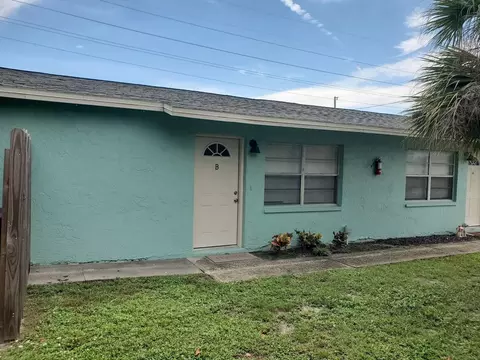3735 66th Ave N #B, Pinellas Park, FL 33781