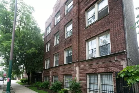 3267 W Wrightwood Ave #2AA, Chicago, IL 60647